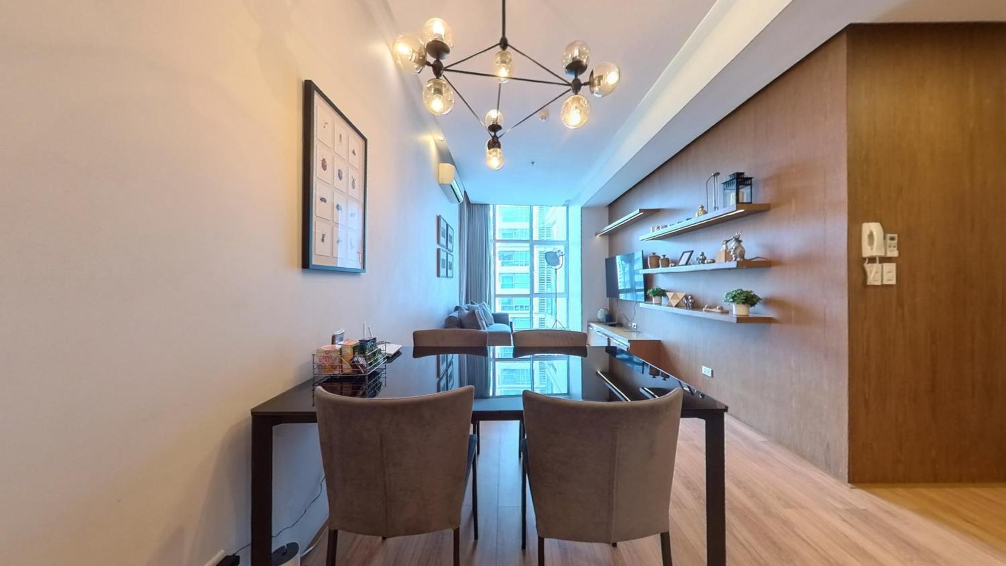 Full-serviced Residential In Blue Sapphire, Bgc Aparthotel Makati City