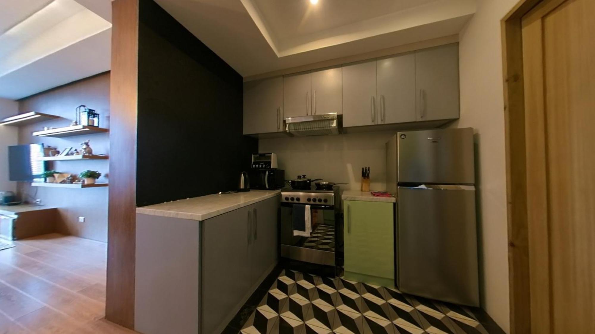 Full-serviced Residential In Blue Sapphire, Bgc * Makati City